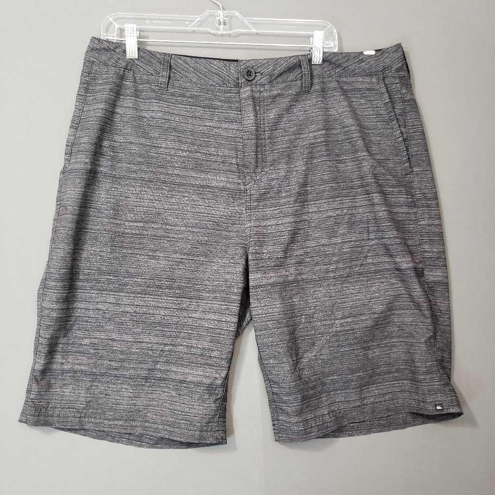 Quiksilver Amphibians Men's Hybrid Bermuda/Board Shorts Heather Gray size 38